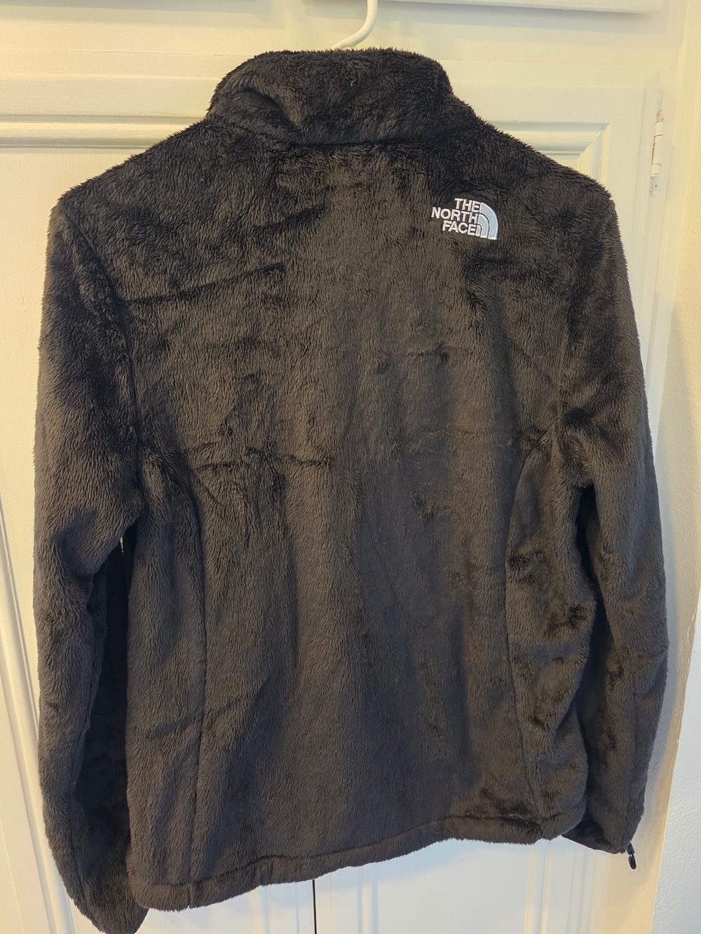 Like NEW The North Face Women's Black Osito Luxe Zip Up Fleece Jacket~Size Med - Picture 4 of 10